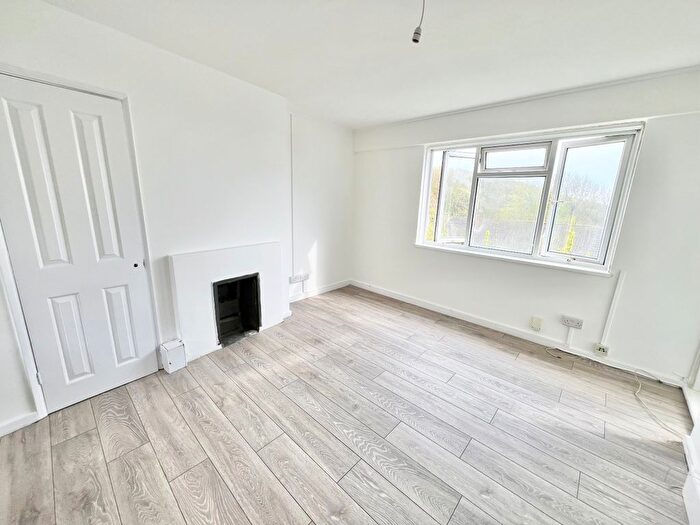 1 Bedroom Flat To Rent In Queensway, Brighton, BN2