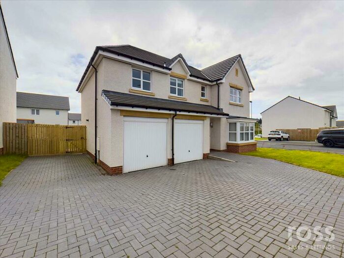 5 Bedroom Detached House To Rent In Garvard Way, Newton Mearns, Glasgow, G77