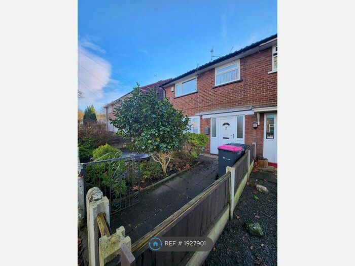 3 Bedroom Semi-Detached House To Rent In Simpson Road, Worsley, Manchester, M28