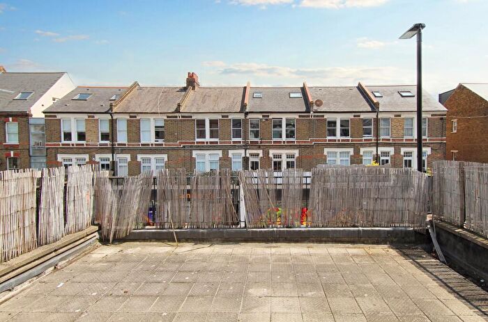 1 Bedroom Flat To Rent In Fortess Road, (), NW5