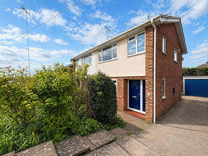 3 Bedroom Semi-Detached House For Sale In Austin Drive, Banbury, United Kingdom, OX16