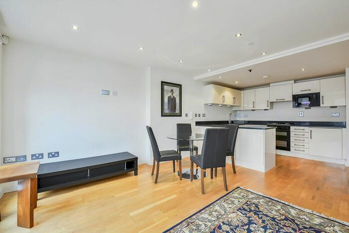 1 Bedroom Flat To Rent In Kings Bench Street, London, SE1