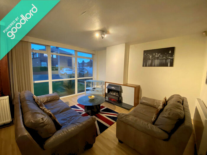 3 Bedroom Semi-Detached House To Rent In Sark Road, Manchester, M21