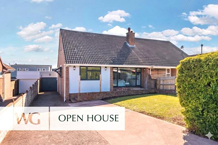 2 Bedroom Bungalow For Sale In Exmouth, Devon, EX8