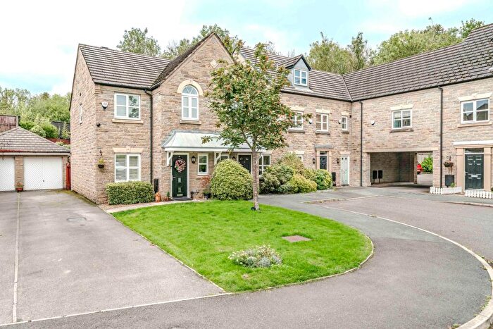 3 Bedroom Semi-Detached House For Sale In Lightoller Close, Chorley, PR6