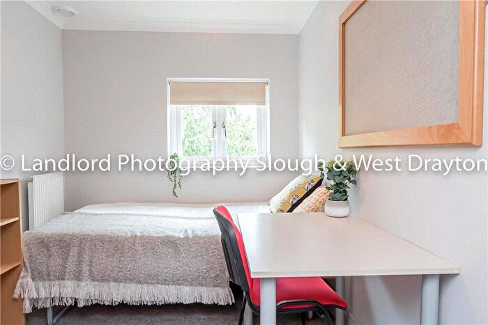 1 Bedroom Terraced House To Rent In Broomfield, Guildford, Surrey, GU2