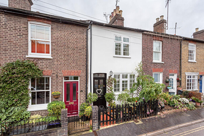 2 Bedroom Terraced House To Rent In Alexandra Road, St. Albans, Hertfordshire, AL1