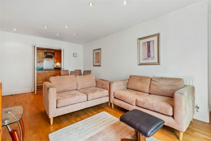 2 Bedroom Flat To Rent In Warren House, Beckford Close, London, W14