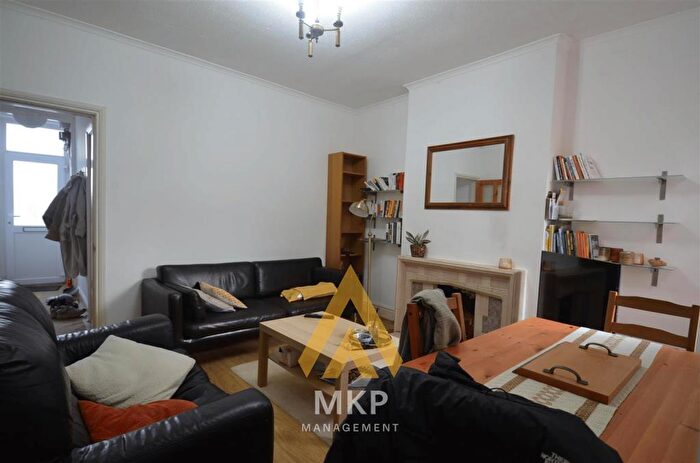 4 Bedroom Terraced House To Rent In Warwards Lane, Selly Oak *Free Internet!, B29