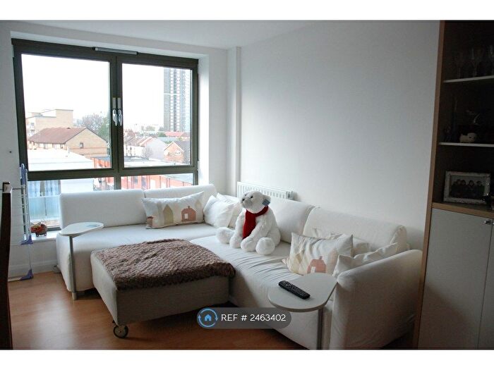 2 Bedroom Flat To Rent In Crediton Road, London, E16