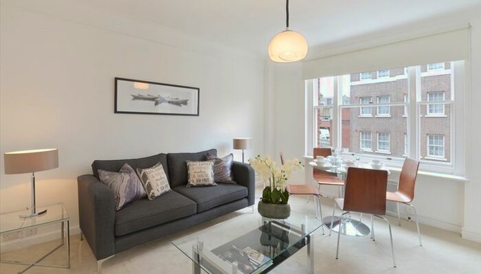 1 Bedroom Flat To Rent In Hill Street, London, W1J