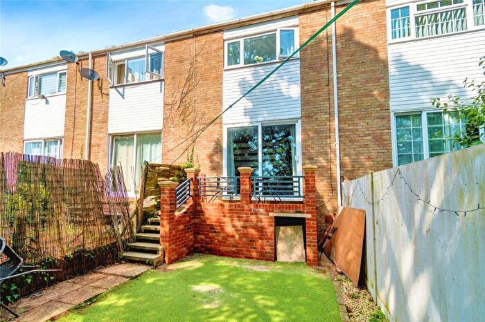 3 Bedroom Terraced House For Sale In Mark Close, Southampton, Hampshire, SO15