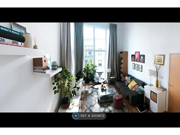 2 Bedroom Flat To Rent In Seven Sea Gardens, London, E3