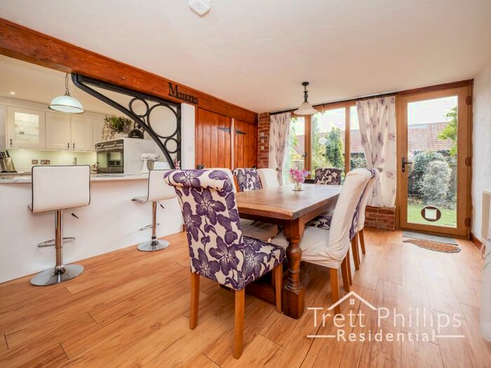 4 Bedroom Barn Conversion For Sale In Street Farm Barns, Catfield, Great Yarmouth, Norfolk, NR29