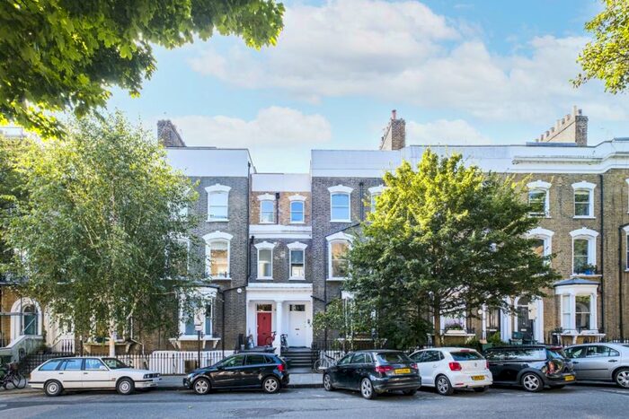 4 Bedroom Triplex To Rent In Beresford Road London, N5