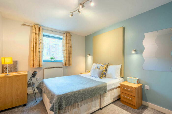 2 Bedroom Flat To Rent In Cross Granby Terrace, Leeds, LS6