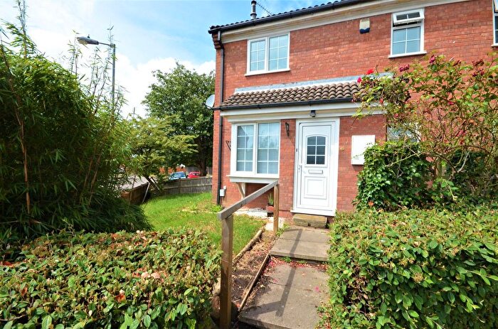 1 Bedroom Terraced House To Rent In Kelling Close, Luton, LU2