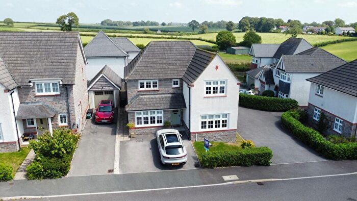 4 Bedroom Detached House For Sale In Heol Cae Pwll, Colwinston, The Vale Of Glamorgan, CF71