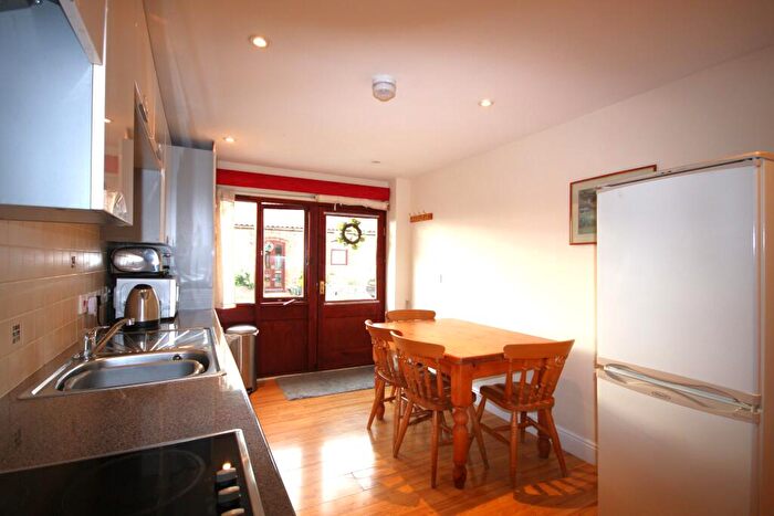 2 Bedroom Barn Conversion To Rent In Dallygate, Great Ponton, Grantham, NG33