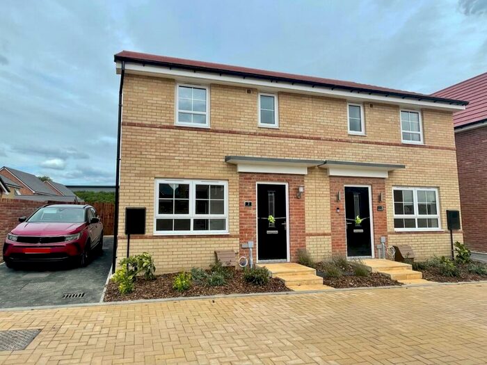 3 Bedroom House To Rent In Weymouth Drive, Hampton Beach, PE7