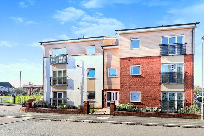 2 Bedroom Flat To Rent In Jeremiah Road, Wolverhampton, West Midlands, WV10