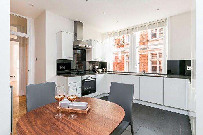 2 Bedroom Flat To Rent In Charing Cross Road, London, WC2H