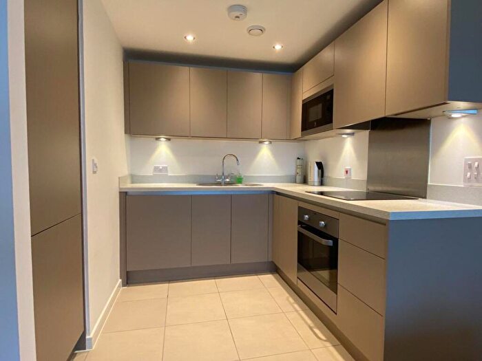 1 Bedroom Apartment To Rent In Ferry Court, Cardiff, CF11