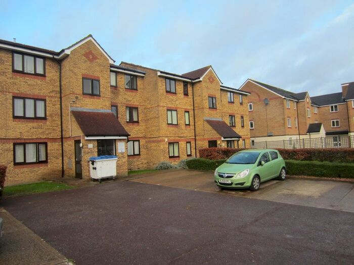 1 Bedroom Flat To Rent In Scammell Way, Watford, WD18