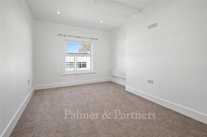1 Bedroom Apartment To Rent In Back Electric Parade, Clacton-on-Sea, Essex, CO15