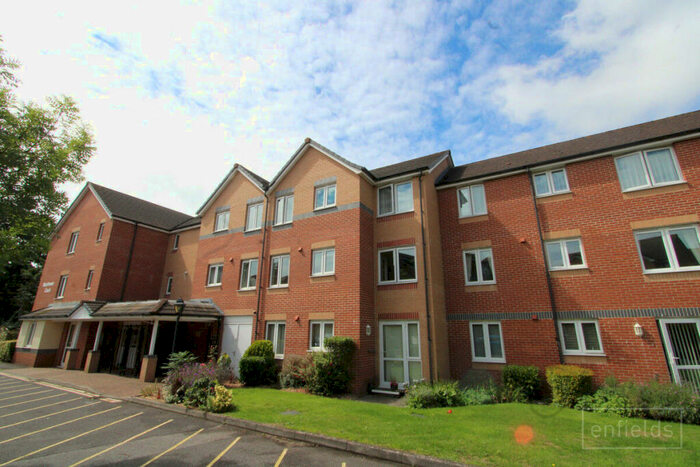 2 Bedroom Flat For Sale In Oakley Road, Southampton, SO16