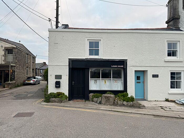 1 Bedroom Flat To Rent In Bank Square, St Just, TR19