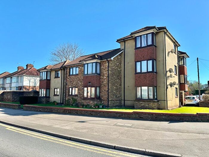 Studio For Sale In Cranford Lane, Harlington, Middlesex, UB3