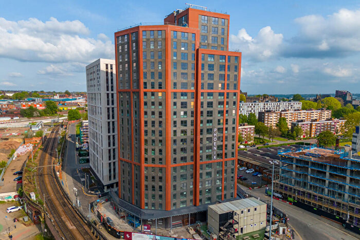 1 Bedroom Apartment To Rent In Phoenix, Saxton Lane, Leeds, LS9