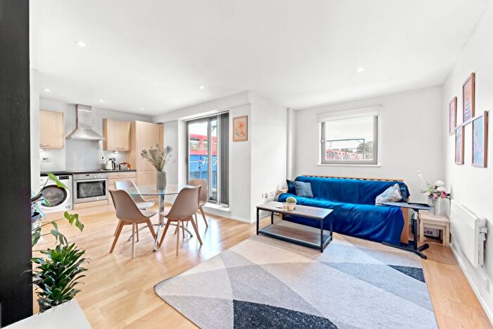 2 Bedroom Flat To Rent In Arta House, Devonport Street, E1