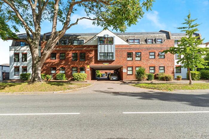 1 Bedroom Flat For Sale In High Street, Baldock, SG7