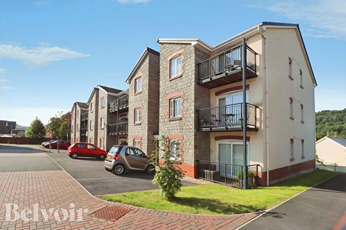 1 Bedroom Flat For Sale In Heol Gruffydd, Rhydyfelin, Pontypridd, CF37