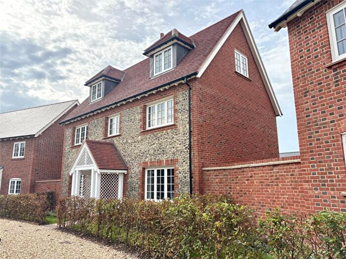 5 Bedroom Detached House For Sale In The Brooks, Clayhill Road, Burghfield Common, Reading, RG7