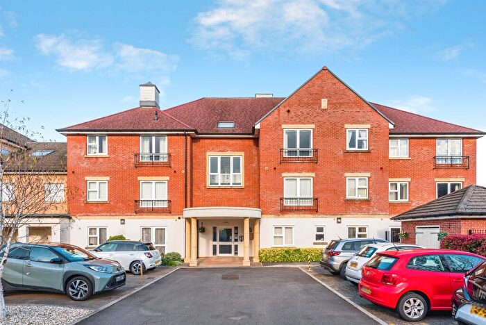 1 Bedroom Apartment For Sale In Guernsey Lane, Swindon, SN25