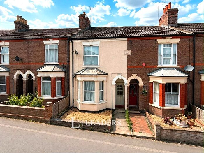 6 Bedroom Terraced House For Sale In Cambridge Street, Wolverton, Milton Keynes, MK12