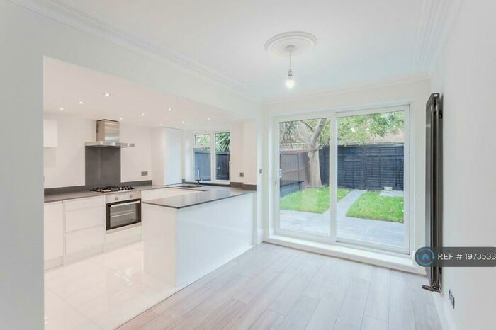 1 Bedroom Flat To Rent In Etherley Road, London, N15