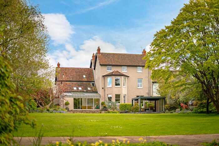 6 Bedroom Semi-Detached House For Sale In Abbots Leigh, Bristol, BS8