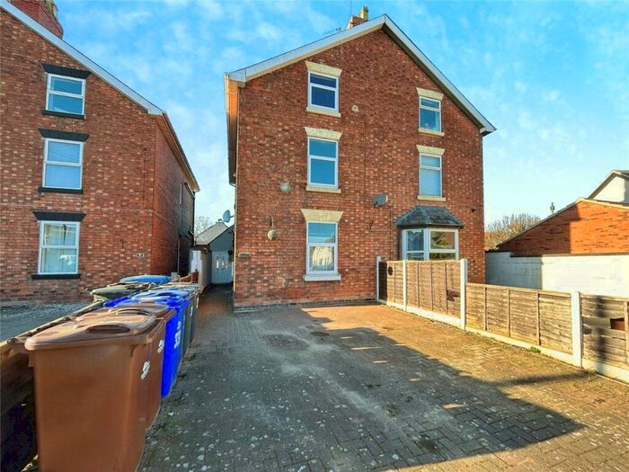 2 Bedroom Flat To Rent In Ferry Street, Burton-On-Trent, Staffordshire, DE15