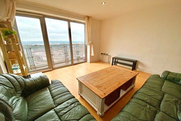 2 Bedroom Flat To Rent In The Horizon, Leicester, LE1