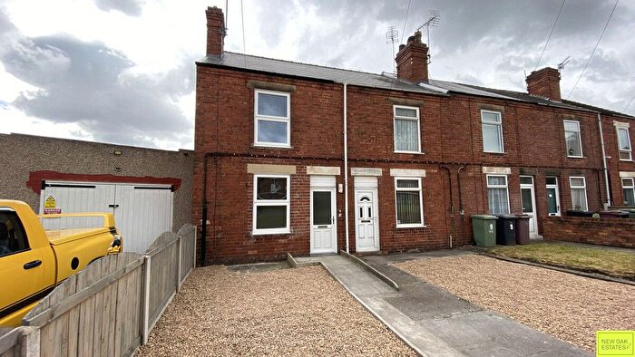 2 Bedroom End Of Terrace House To Rent In Grundy Road, Clay Cross, S45