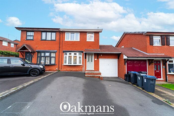 3 Bedroom Semi Detached House For Sale In Mortimers Close, Birmingham, West Midlands, B14