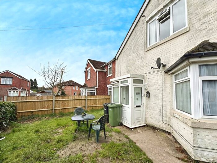 2 Bedroom Flat To Rent In Shakespeare Road, Eastleigh, Hampshire, SO50