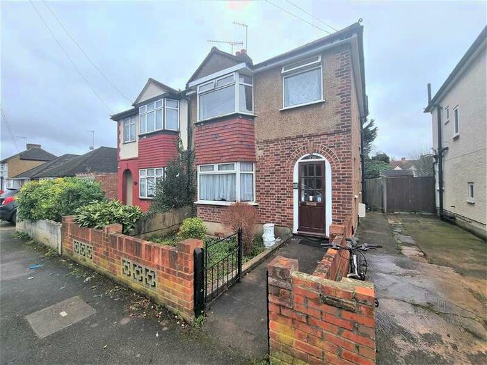 3 Bedroom Semi-Detached House To Rent In Gould Road, Bedfont, TW14
