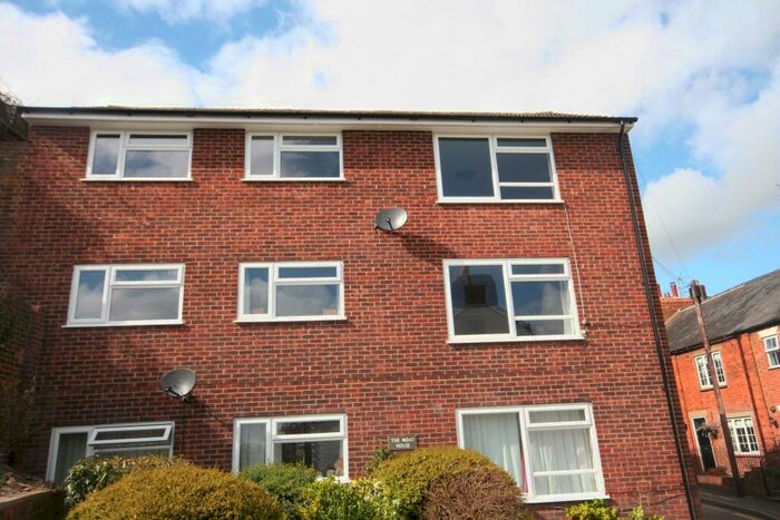 2 Bedroom Flat To Rent In The Moat House, Elm Street, Buckingham, MK18