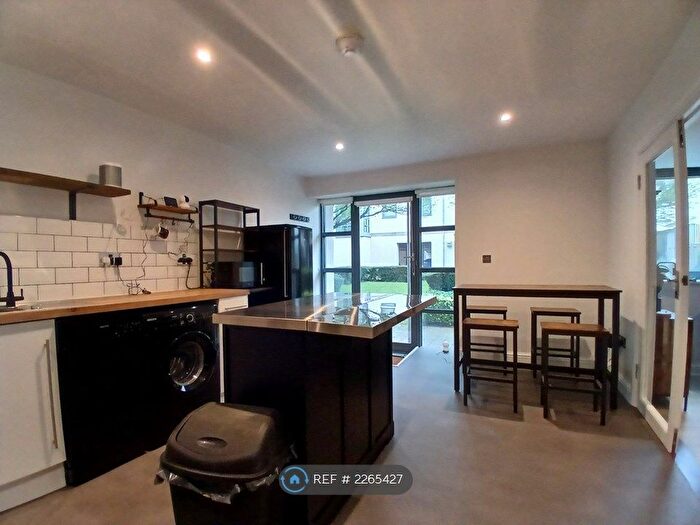 1 Bedroom Flat To Rent In Imperial Court, Cheltenham, GL50