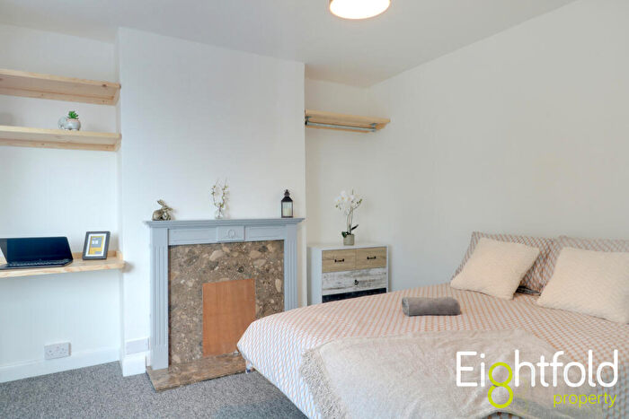 5 Bedroom End Of Terrace House To Rent In Canfield Road, Brighton, BN2
